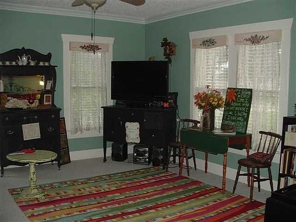 3rd image of 1135 Gary Ave
