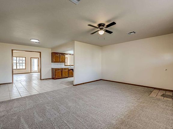 4th image of 1006 Kaw St