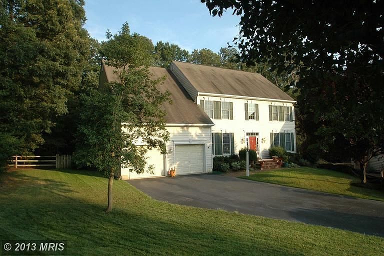 1st image of 15 Peacock Ln