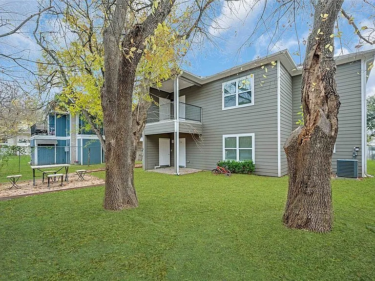 6122 W Mount Houston Rd — Photo 9