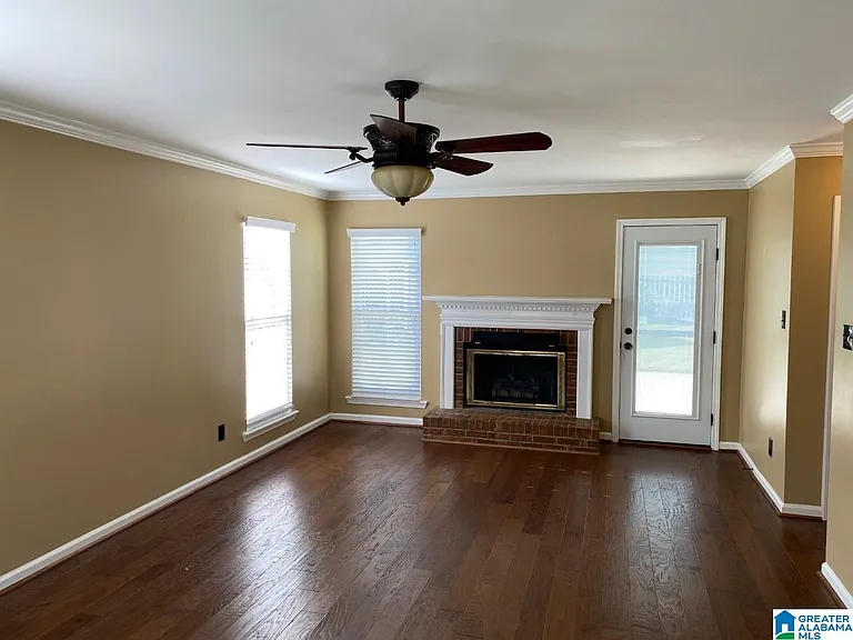 2608 Bridlewood Cir — Photo 5