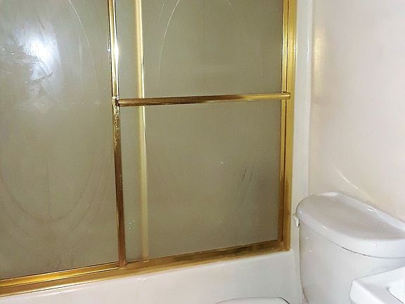 Tub shower combination