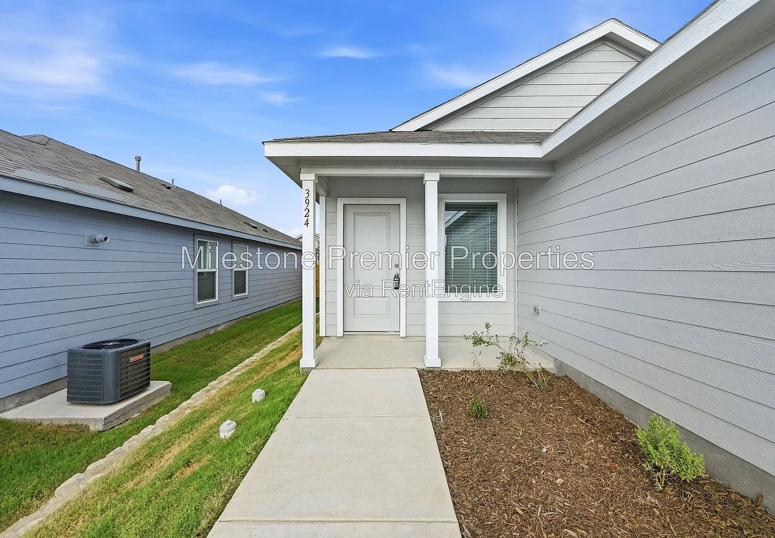 3 bed, 2.0 bath, 1266 sqft, $1,600 — Photo 3