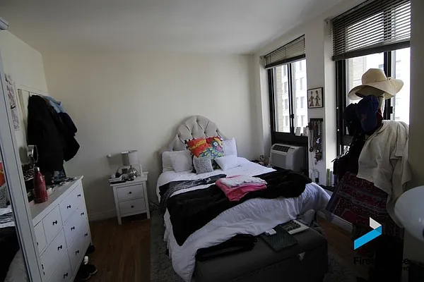 Rented by FirstService Realty (legacy) | media 27