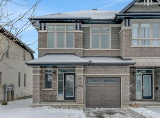 527 Rowers Way, Ottawa, ON K1X0C6
