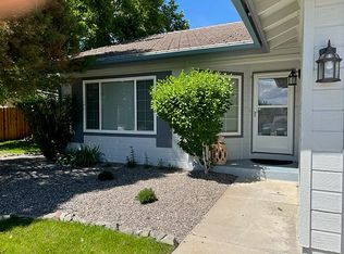 5246 Canyon Crest Ct, Sparks, NV 89436