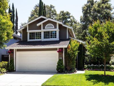 927 Whitehall Ln, Redwood City, CA, 94061