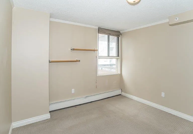 1240 12th Ave SW #502 — Photo 12