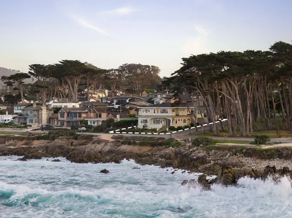 1051 Ocean View Blvd, Pacific Grove, CA 93950