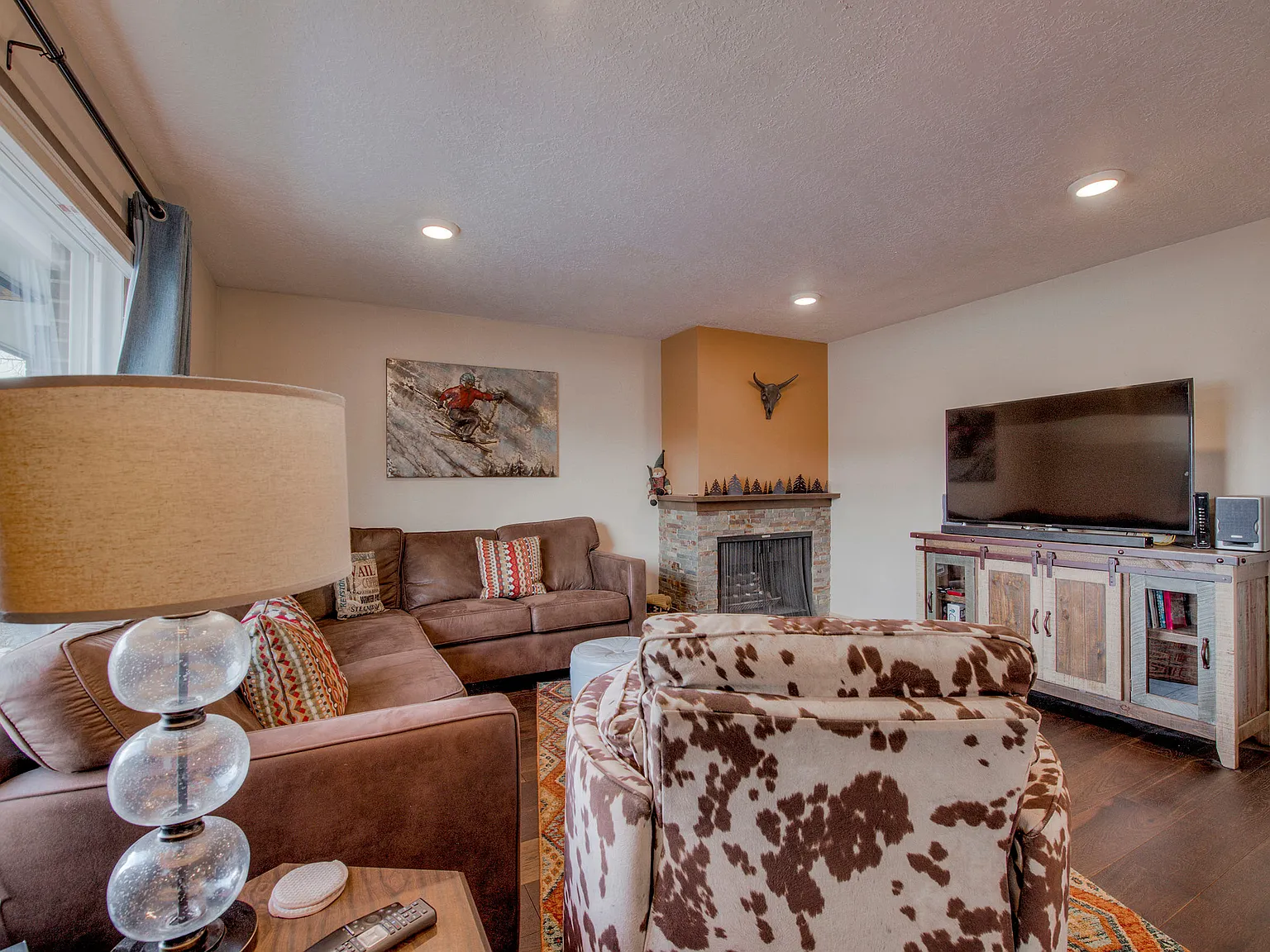 2 bed, 1.5 bath, 784 sqft, $2,800 — Photo 2