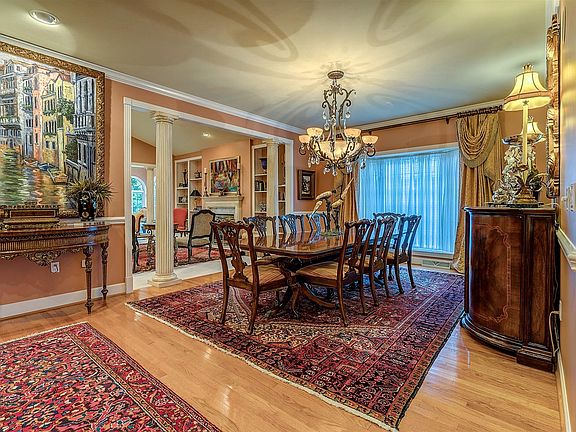 5th image of 3314 Kingsbury Cir