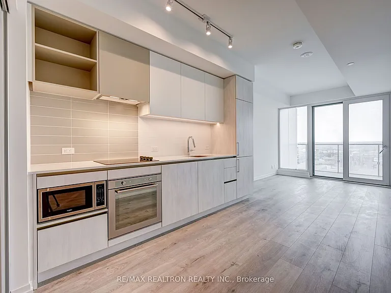7890 Jane St #1508 — Photo 4