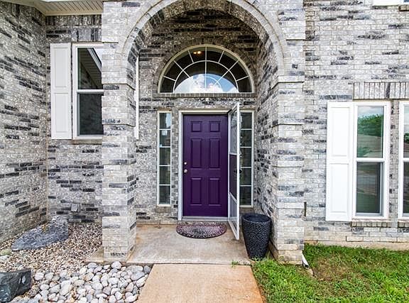 3rd image of 4804 Bradley Ln
