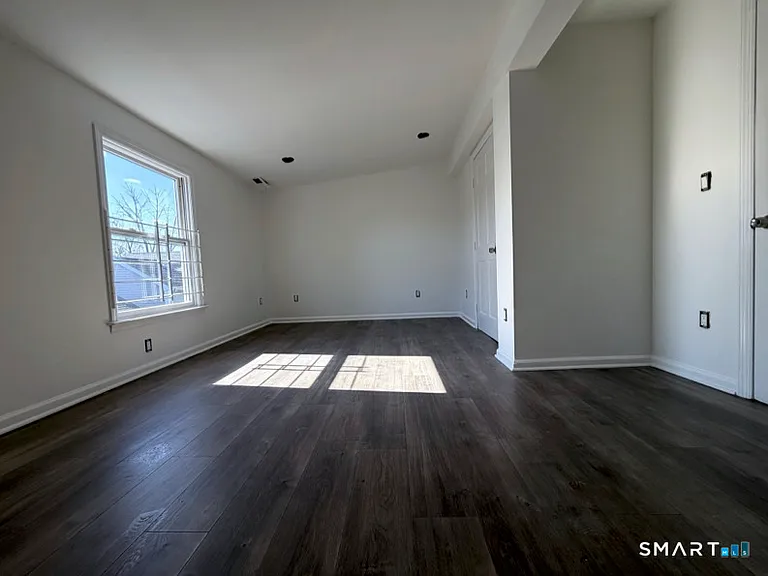 30 Dora St — Photo 15