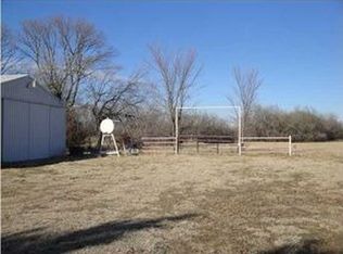 11976 SW 190th St, Douglass, KS 67039