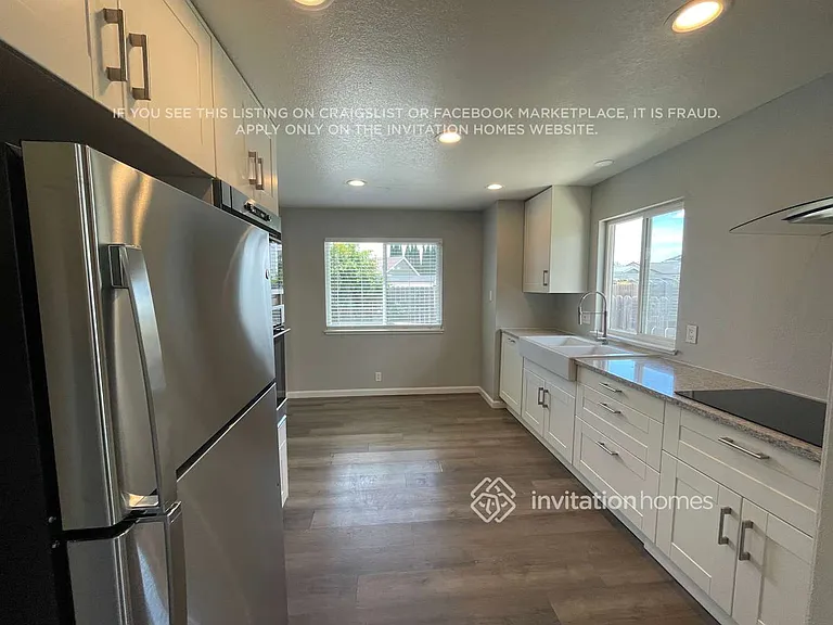 1024 Winters Way — Photo 8