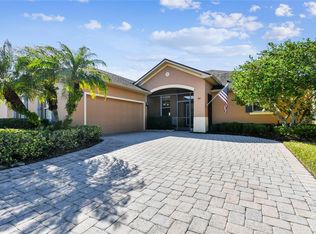412 Sorrento Rd, Poinciana, FL 34759