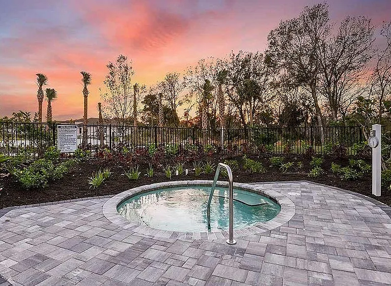 15013 Shady Palms Ln — Photo 27