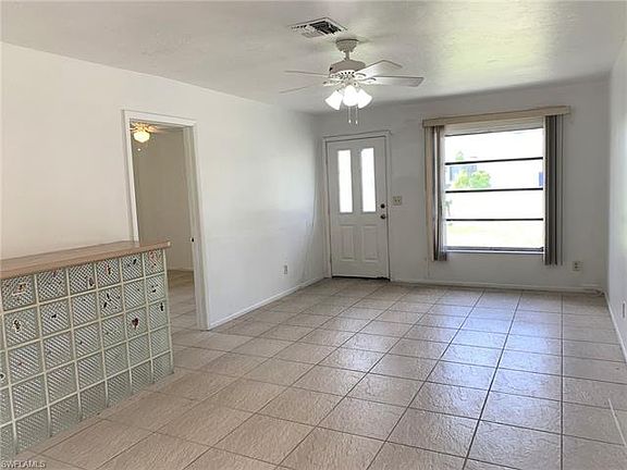 4th image of 2441/2443 George Ave S