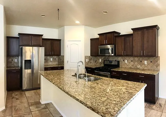 4596 Arabela Dr — Photo 3