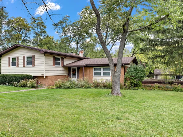 5729 Dunham Rd, Downers Grove, IL 60516