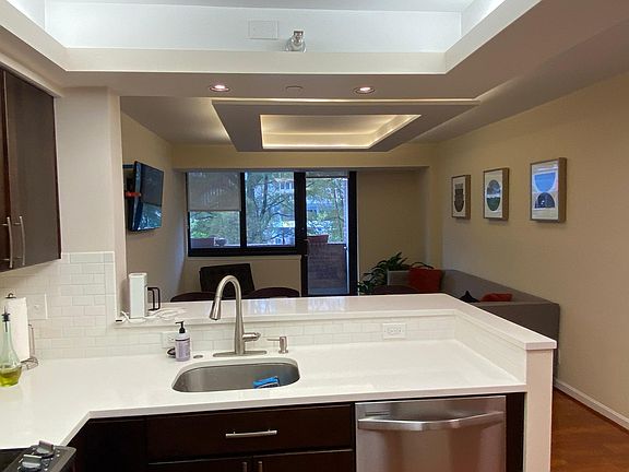4th image of 1805 Crystal Dr APT 203