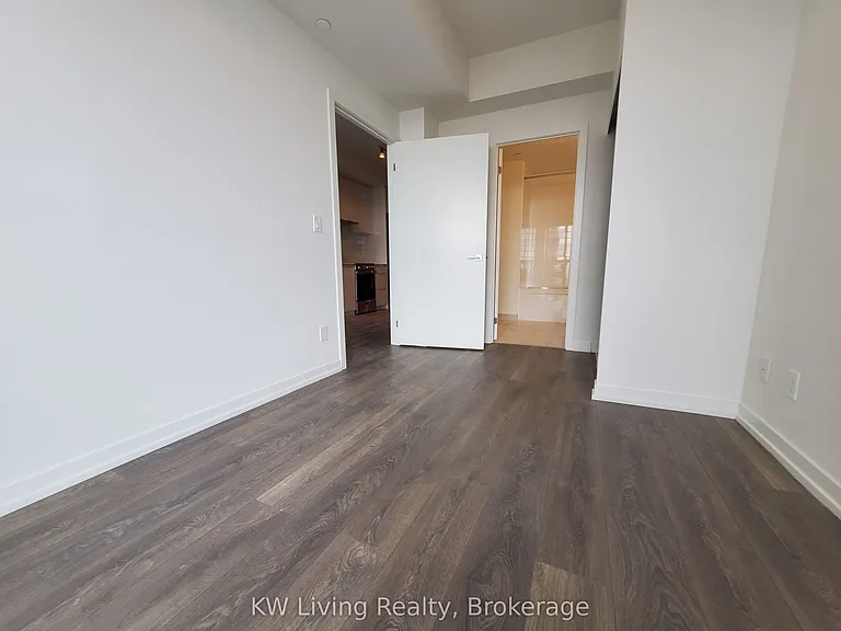 49 E Liberty St #1105 — Photo 7