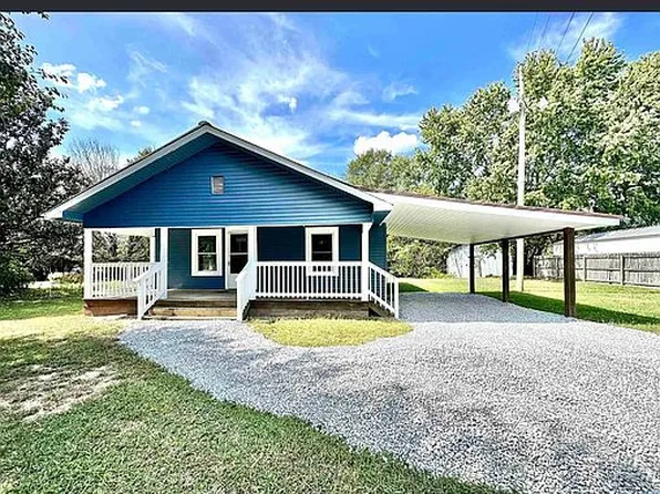 93 Hodges St, Rainsville, AL 35986