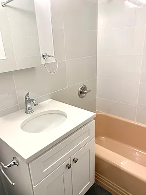 Rented by Paley Management | media 23