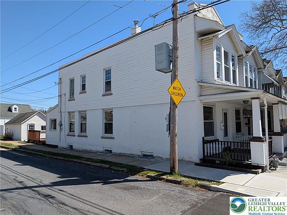 2nd image of 1450 High St