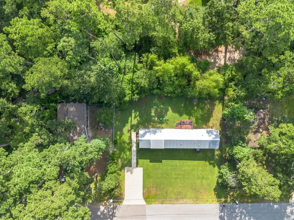 15678 Aspen Dr, Montgomery, TX 77356