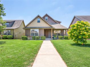 3901 SW Gibson Ave, Bentonville, AR 72712