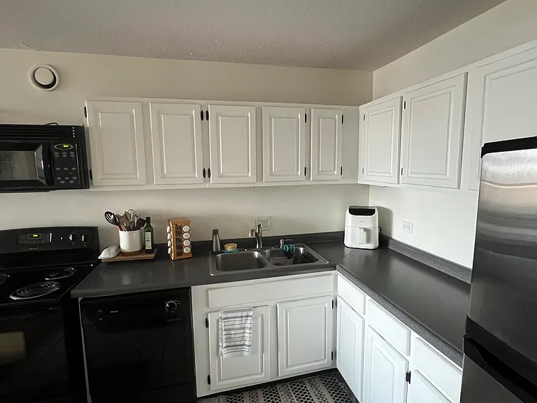 899 S Plymouth Ct #707 — Photo 6