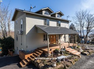 907 W A St, Rainier, OR 97048