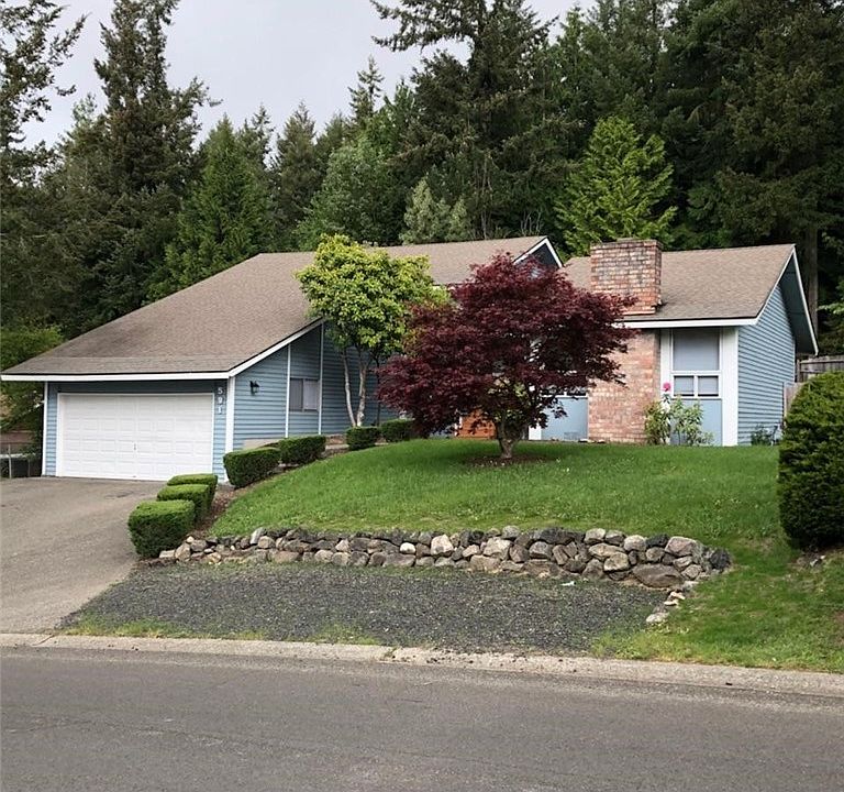 1st image of 591 NE Conifer Dr