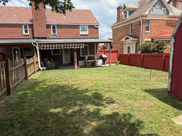 526 Bellaire Ave — Photo 27
