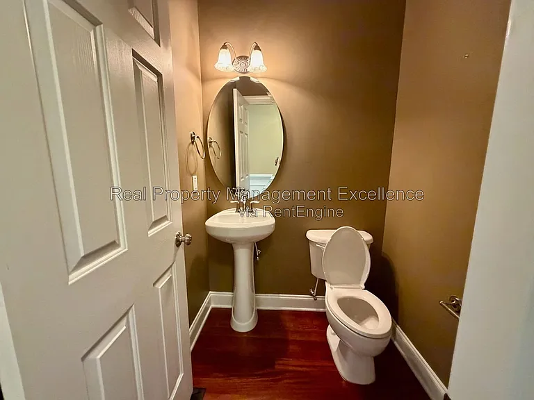 616 Lake Artesia Ln — Photo 57