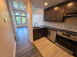 4 Eastman Ter APT 2, Poughkeepsie, NY 12601