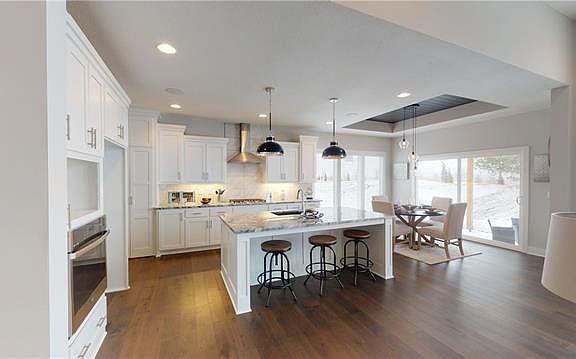 4th image of 4440 Aspen Dr