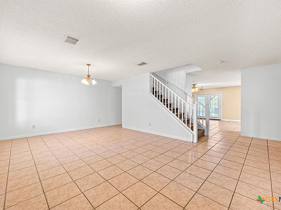 5th image of 797 Killarney Rd