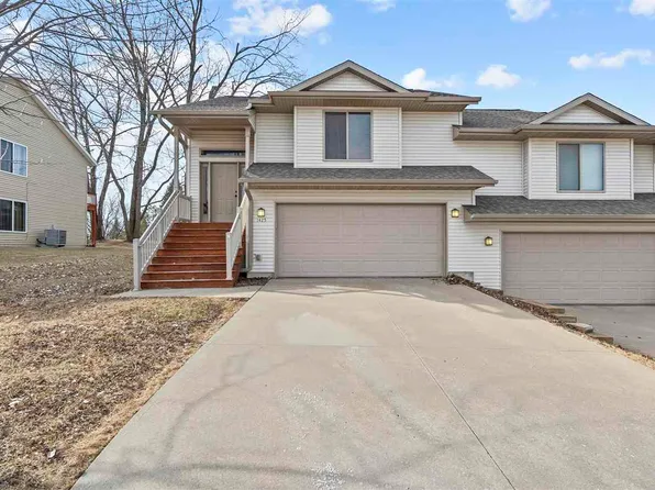 1425 Ozark Rdg, Coralville, IA 52241