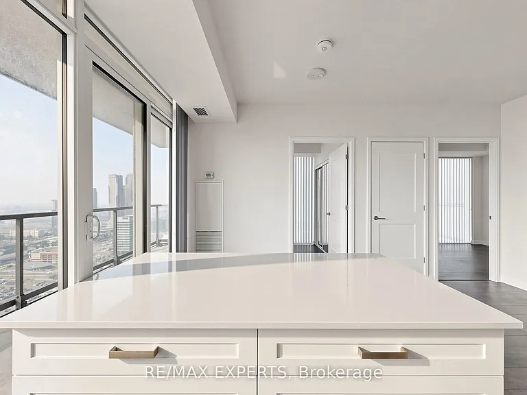 7895 Jane St #3506 — Photo 9