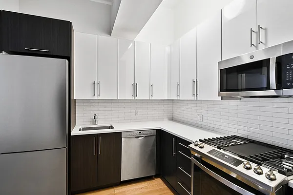 Rented by Cooper & Cooper Real Estate | media 5