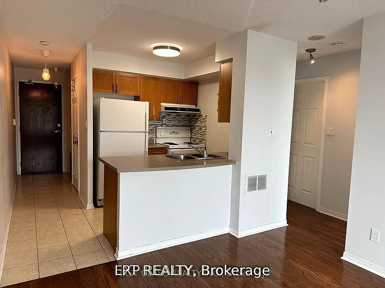 51 Baffin Ct #301 — Photo 2
