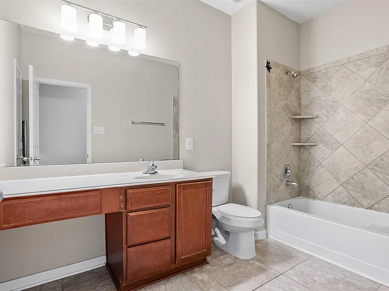 6530 Bayliss Valley Ln — Photo 22