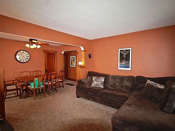 3rd image of 6206 Velma Ave