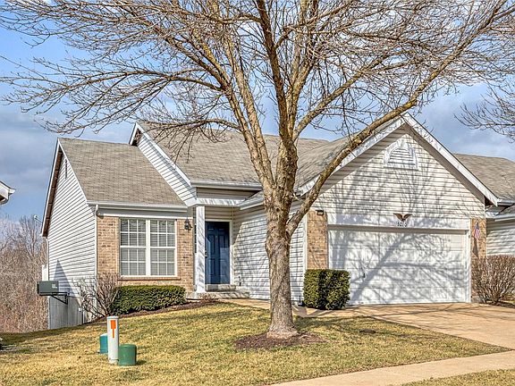 2nd image of 3210 Country Hollow Dr