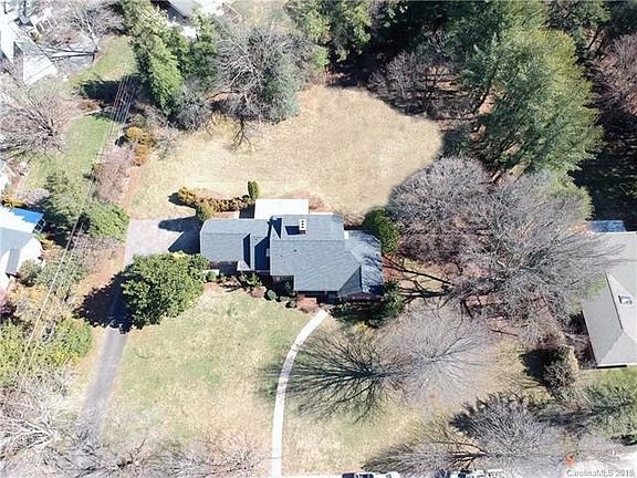5th image of 340 Midland Dr