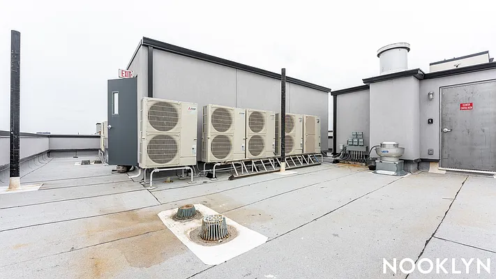 Rented by Nooklyn NYC LLC | media 18