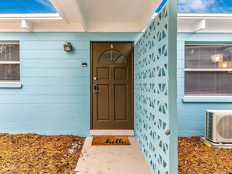 1502 Chandler Ave — Photo 4